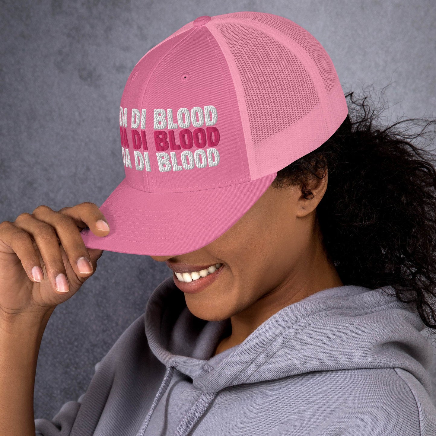 Pink Unda di Blood Trucker Cap